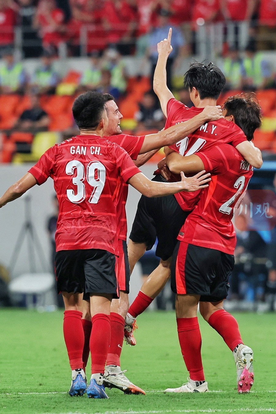 开云登录入口-成都蓉城迎意大利杯关键赛，今晨手感冰凉，赛场秩序良好，球队文化再被提及的简单介绍