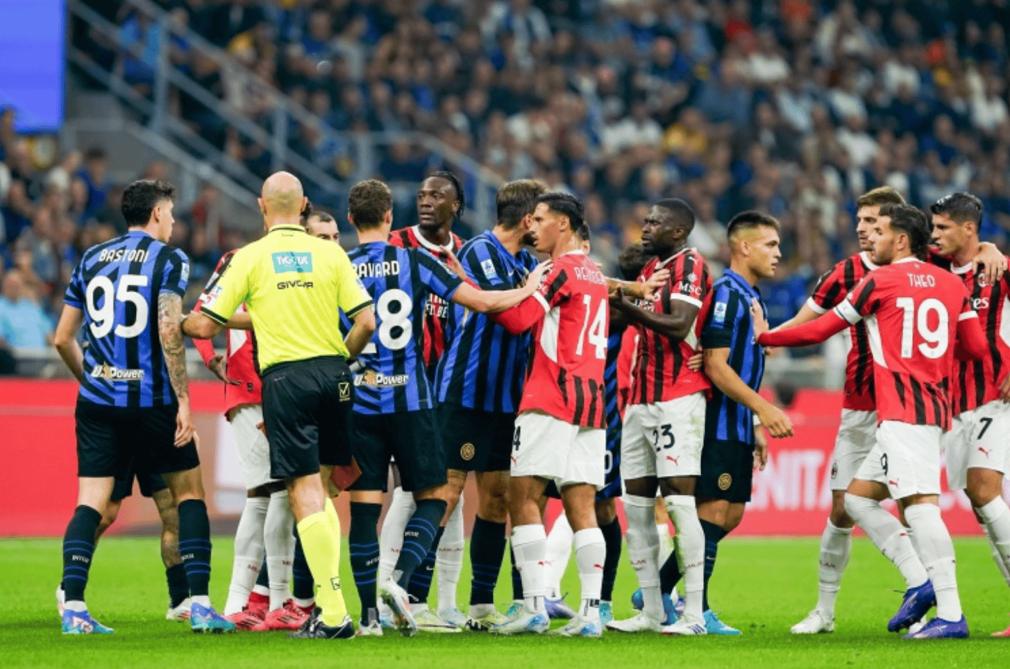 开云-欧冠窗口期走向成谜；国际米兰官宣签约；信心回归；资深球员宣示担当的简单介绍