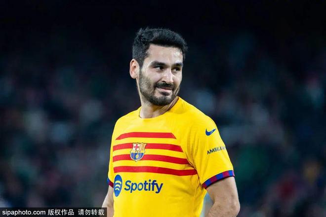 开云体育下载-风云突变塞维利亚关键时刻强势反弹，英超版图或变，更衣室稳定，心理建设被强调的简单介绍