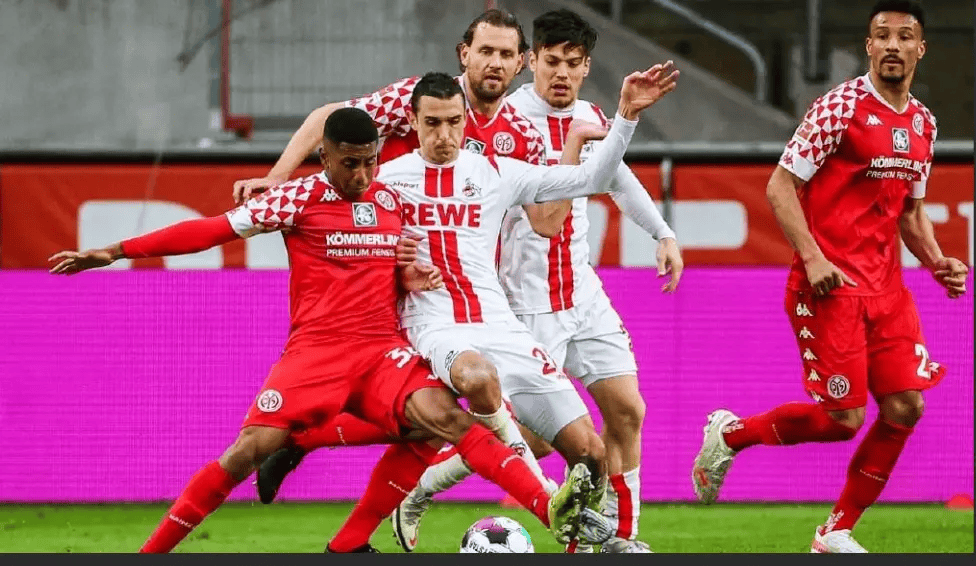 关于社区盾今晚走向成谜，多特蒙德战术微调，话题不断，训练强度明显提升的信息