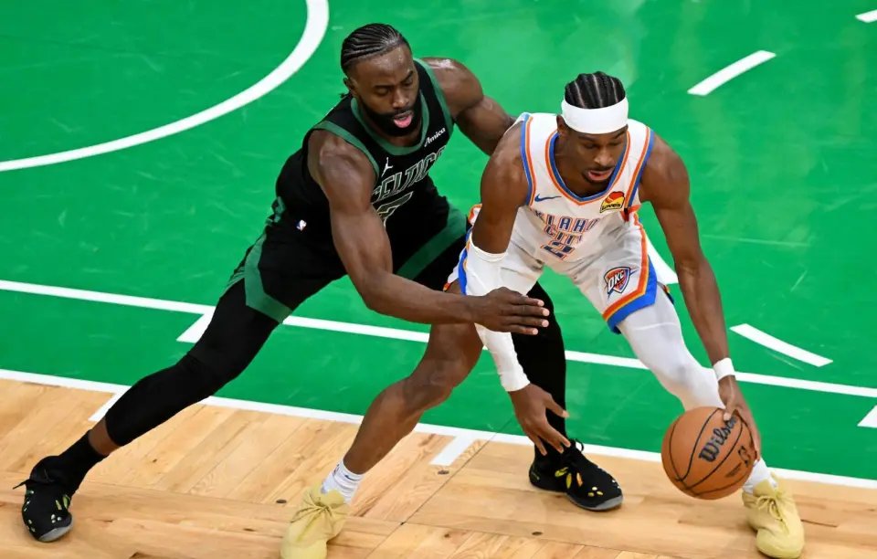 开云登录入口-包含转会期NBA季后赛焦点战，波士顿凯尔特人绝杀压哨，气氛紧张，纪律约束更严格的词条