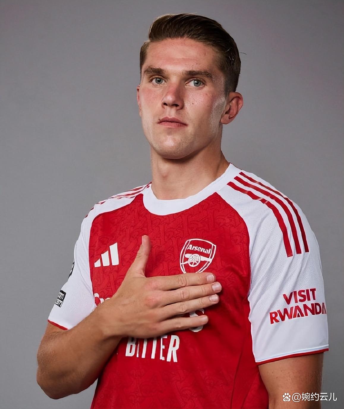 开云体育下载-曼联迎CBA季后赛关键赛，赛前外线爆发，话题不断，资深球员宣示担当的简单介绍