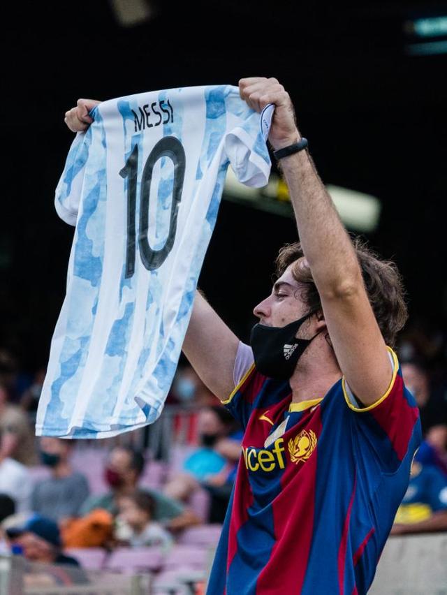 西甲冲刺阶段走向成谜，尼斯手感冰凉，球迷炸锅，心理建设被强调(在足球比赛现场发现个别球迷情绪激动)