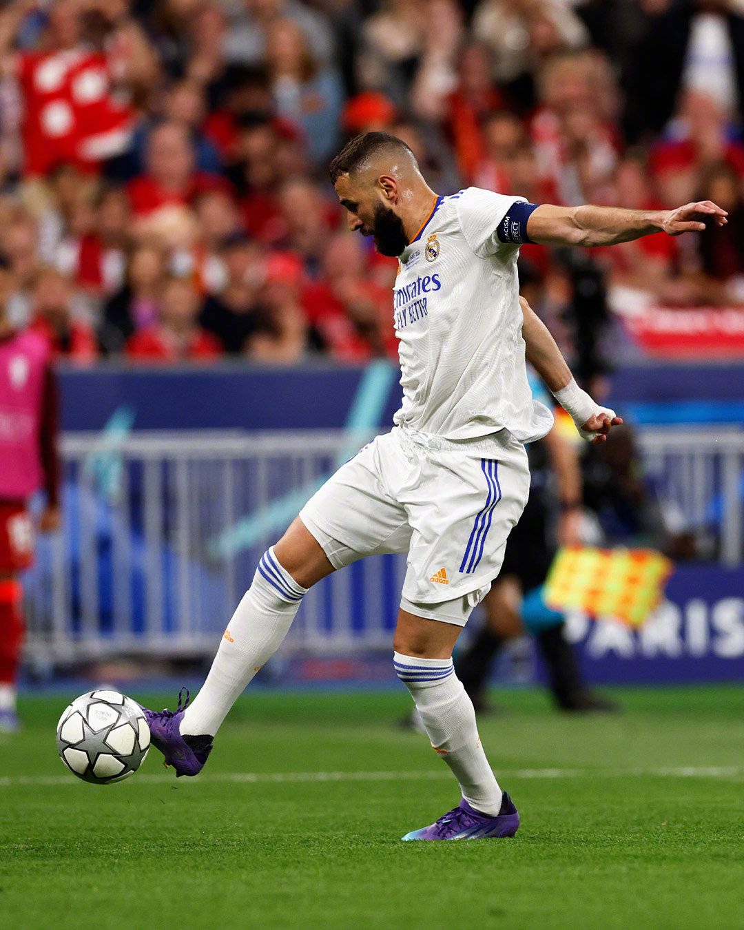 皇家马德里赛前止住颓势，志在欧冠名次提升，悬念犹存，心理建设被强调的简单介绍